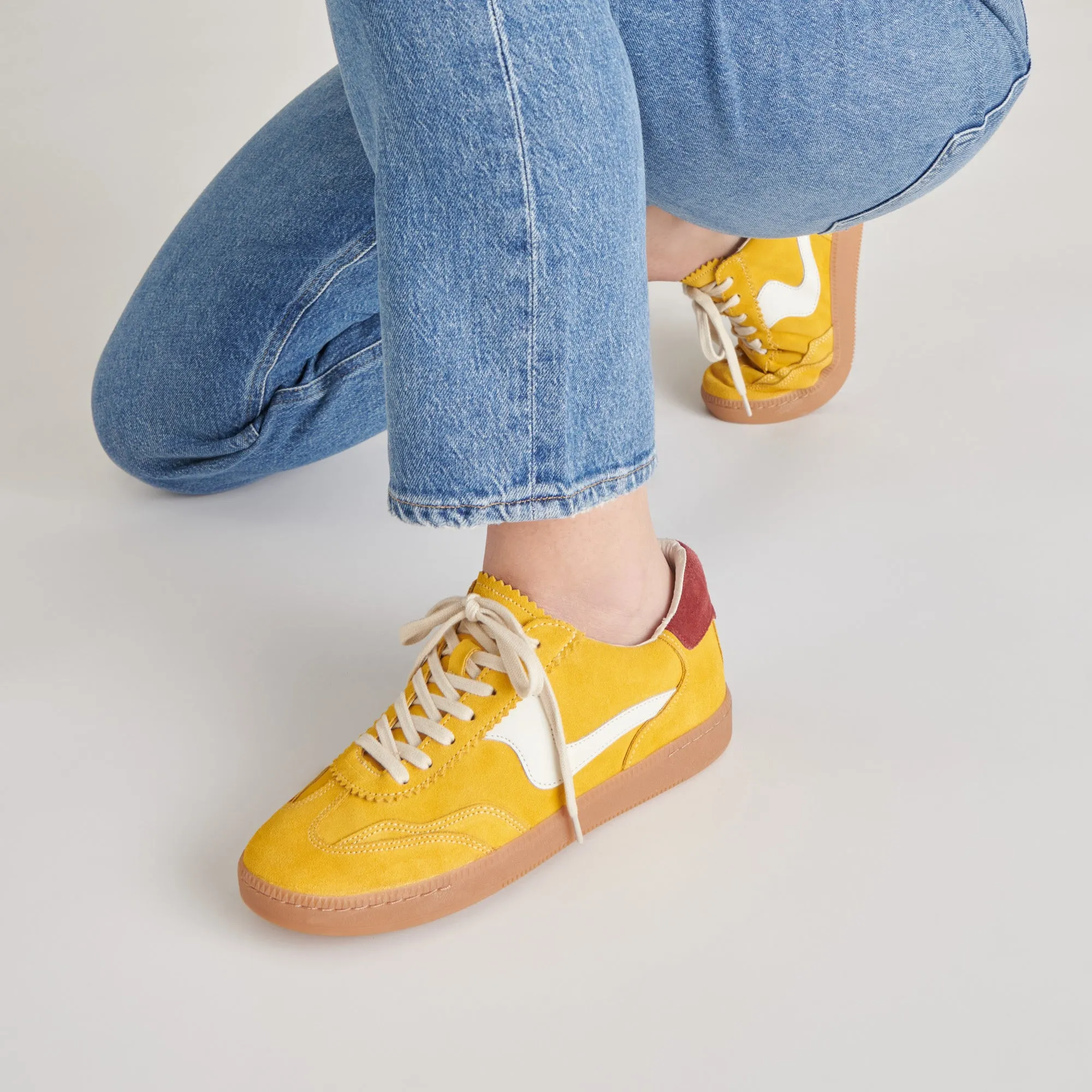 NOTICE SNEAKERS MUSTARD SUEDE